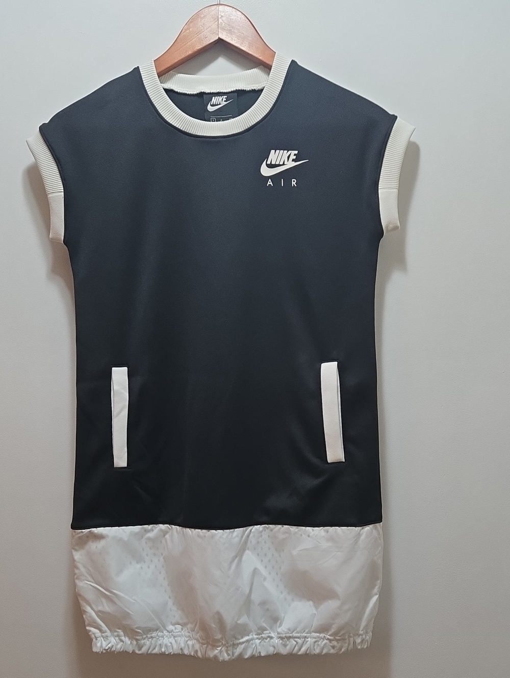 Nike Black and White Kids Air Sleeveless Sport Dress